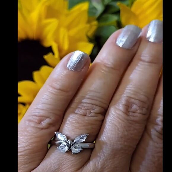 🦋💍Sterling Silver 1.2TCW Marquis and Brilliant Cut Butterfly Cz Diamond Rin… - Picture 13 of 17
